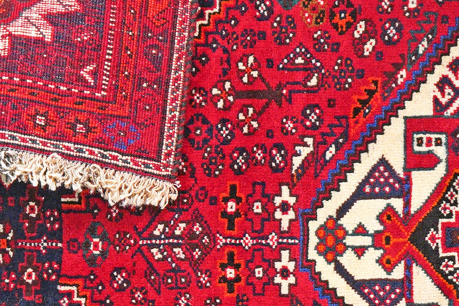 Gashgai — Hand-knotted, 112x161 cm, Red, 100% Virgin Wool | View 7