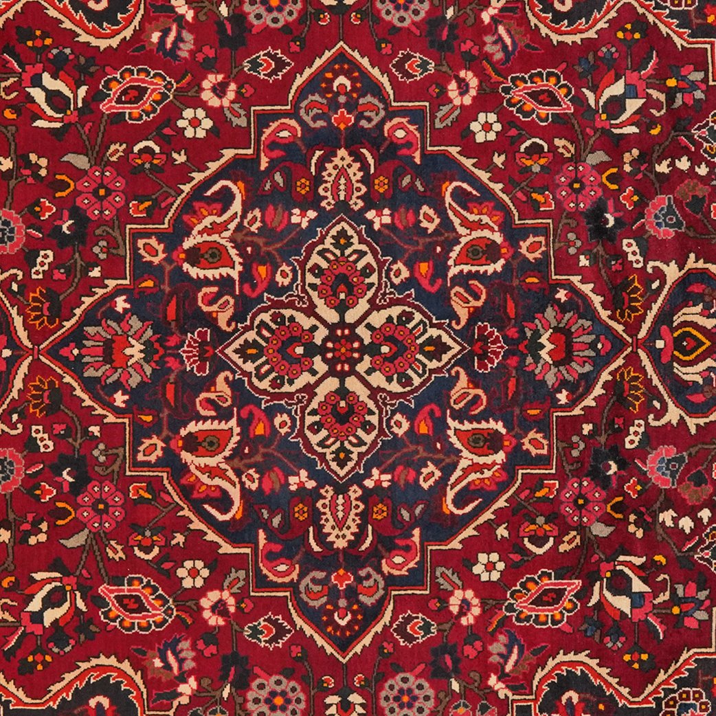 Bakhtiar — Hand-knotted, 206x296 cm, Red, 100% Virgin Wool | View 4