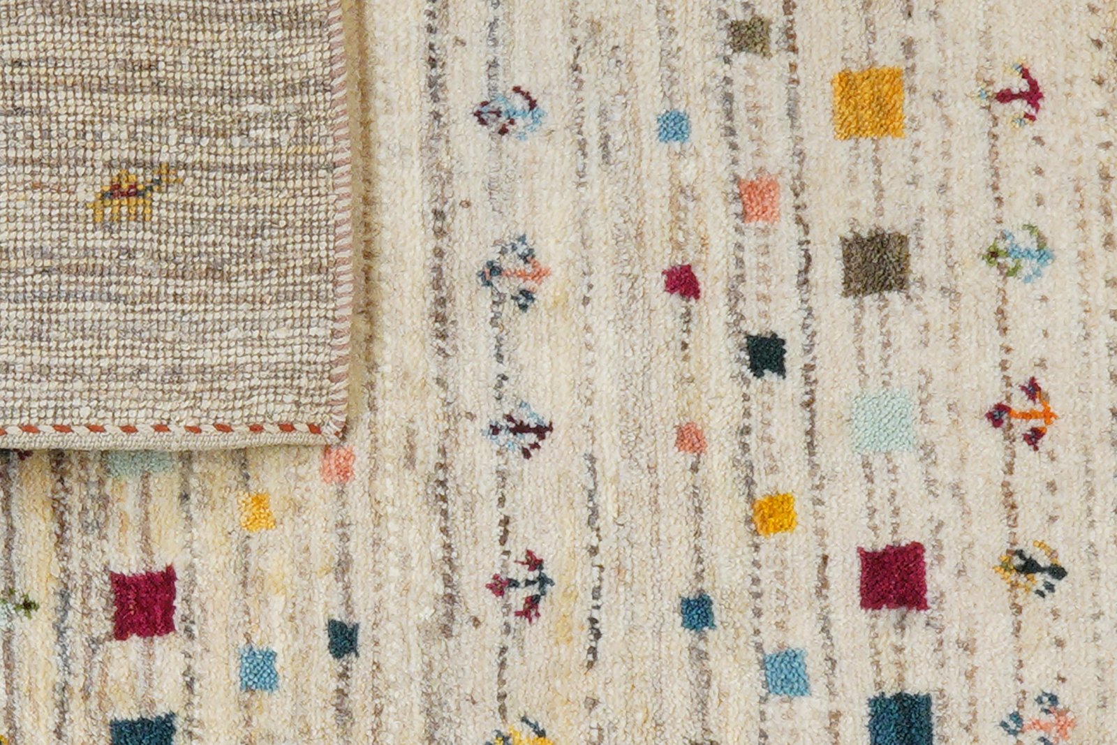 Gabbeh Sonnat — Hand-knotted, 60x92 cm, Beige, 100% Virgin Wool | View 6