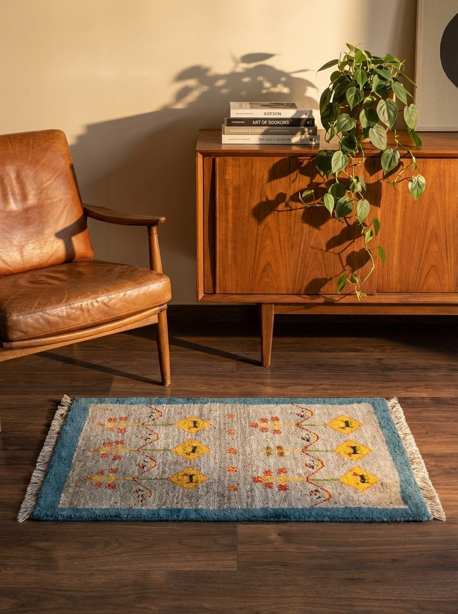 Gabbeh Sonnat — Hand-knotted, 59x89 cm, Grey, 100% Virgin Wool | Back view