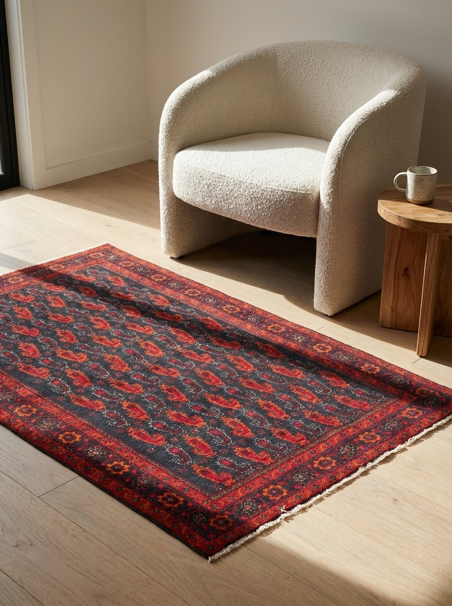 Belutch — Hand-knotted, 99x169 cm, Blue, 100% Virgin Wool | Detail view