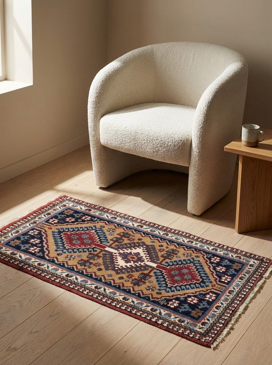 Yalameh — Hand-knotted, 59x102 cm, Grey, 100% Virgin Wool | Detail view