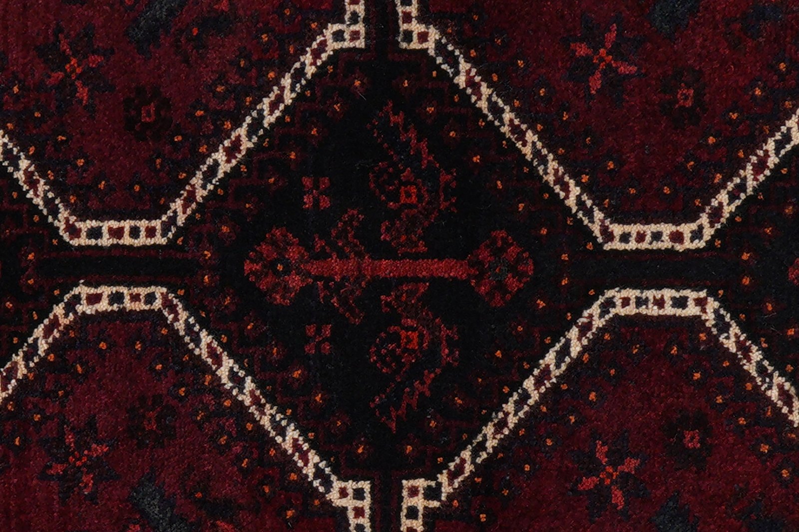 Gashgai — Hand-knotted, 113x155 cm, Red, 100% Virgin Wool | View 7