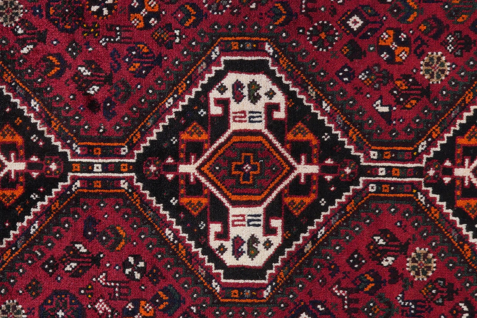 Shiraz — Hand-knotted, 155x256 cm, Red, 100% Virgin Wool | View 7
