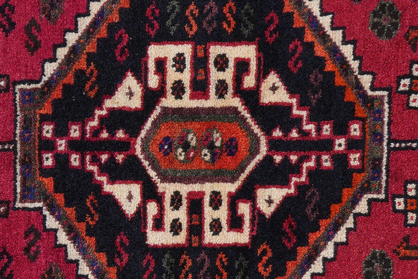 Gashgai — Hand-knotted, 123x159 cm, Red, 100% Virgin Wool | View 7