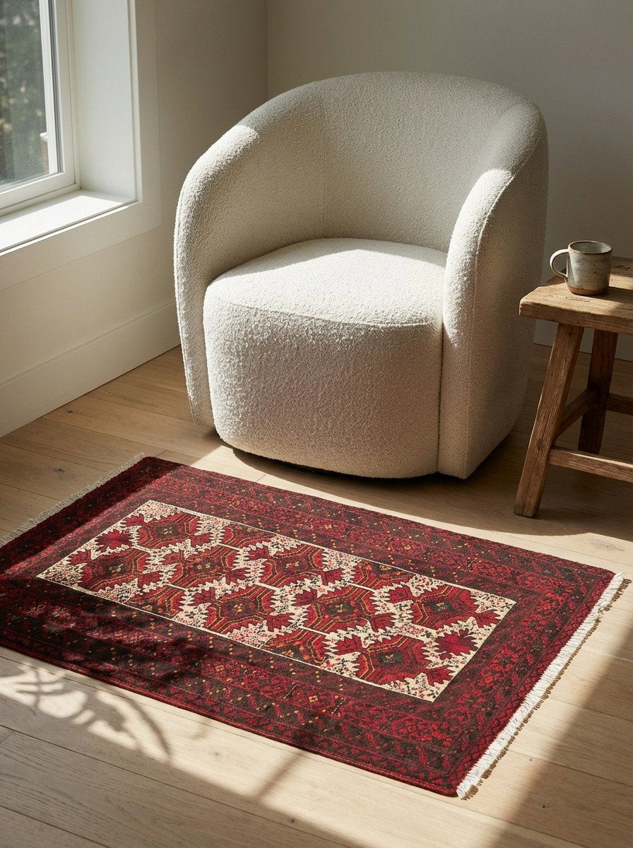 Belutch — Handgefertigt, 88x63 cm, Rot, 100% Virgin Wool | Detail view