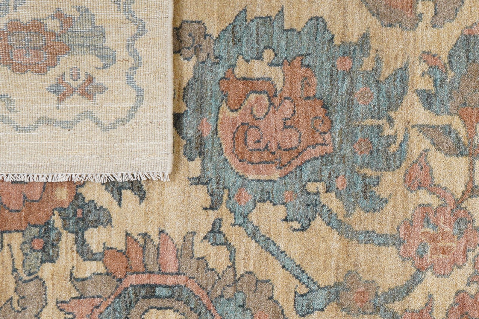 Sultanabad — Hand-knotted, 190x290 cm, Beige, 100% Virgin Wool | View 8