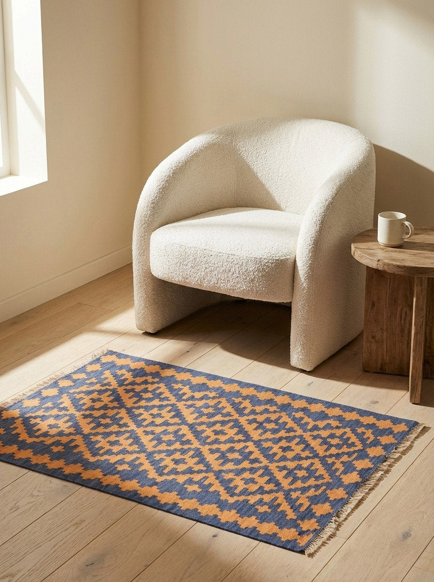 Kelim Gashgai — Handgefertigt, 122x82 cm, Bunt, 100% Virgin Wool | Detail view