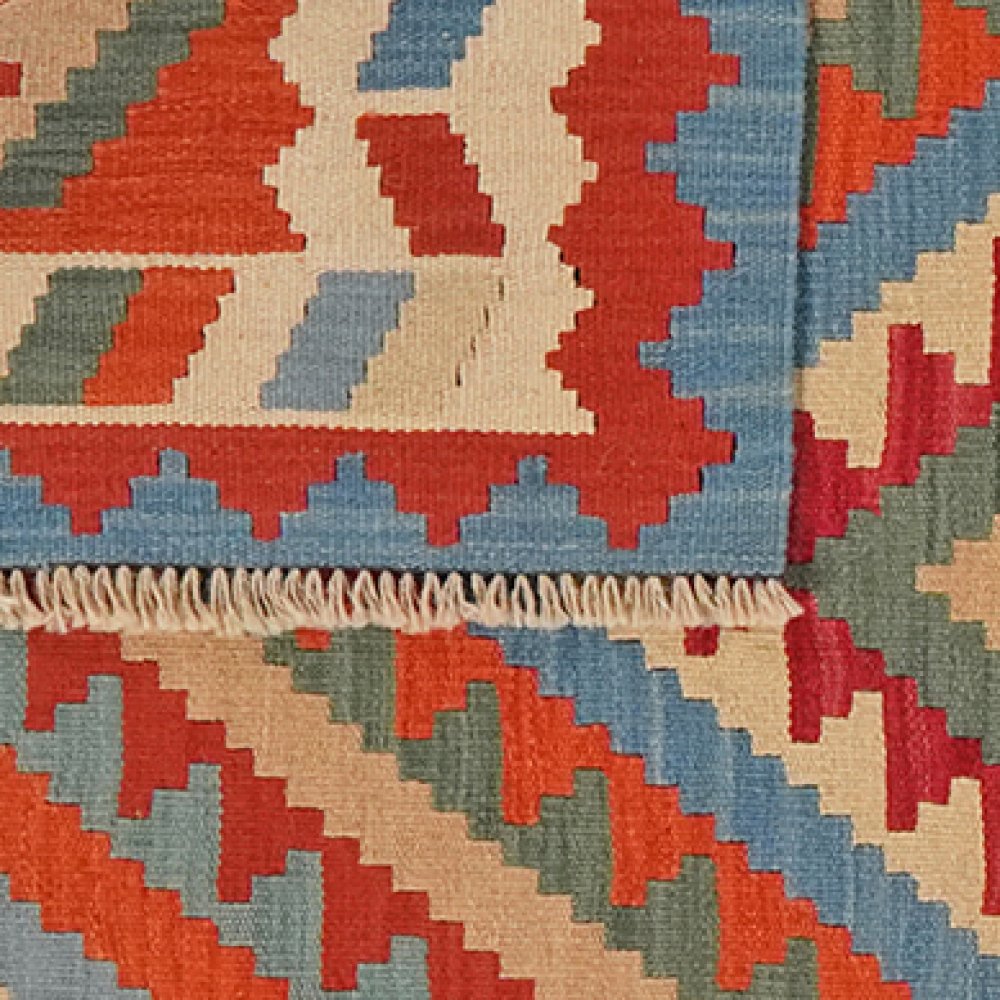 Kelim Gashgai — Handmade, 125x178 cm, Multicolor, 100% Virgin Wool | View 6