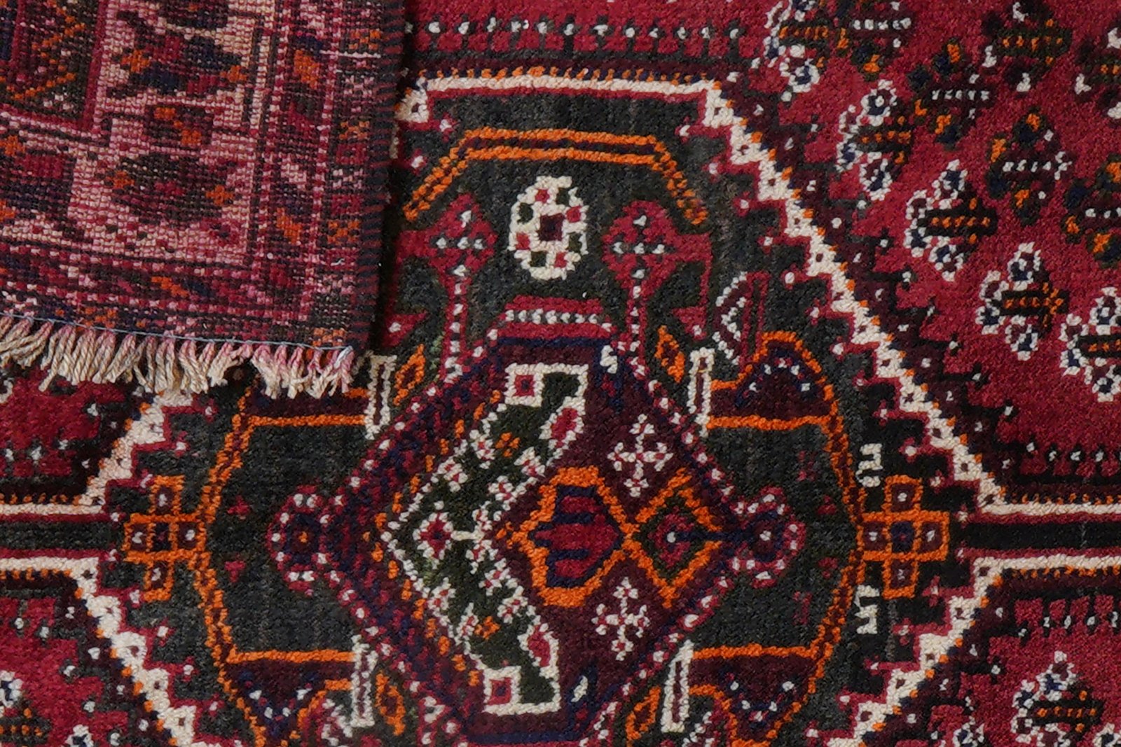 Shiraz — Hand-knotted, 106x157 cm, Red, 100% Virgin Wool | View 8
