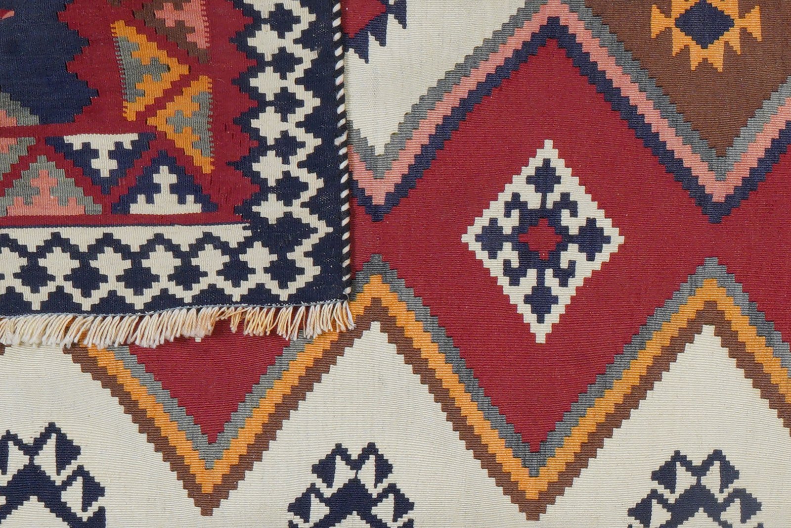 Kelim Gashgai Old — Handmade, 159x246 cm, Red, 100% Virgin Wool | View 7
