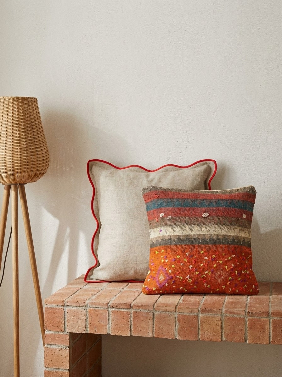 Kelim Kissen — Handmade, 65x65 cm, Multicolor, 100% Virgin Wool | Back view
