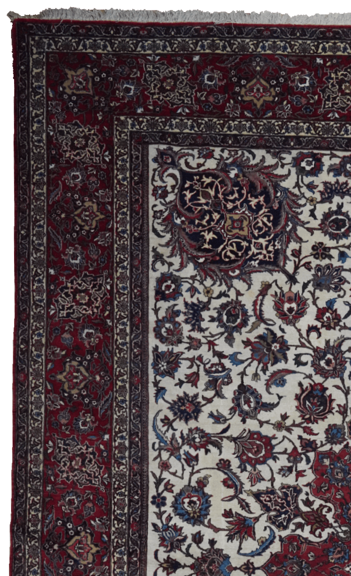 Isfahan — Hand-knotted, 322x405 cm, Beige, 100% Virgin Wool | View 3