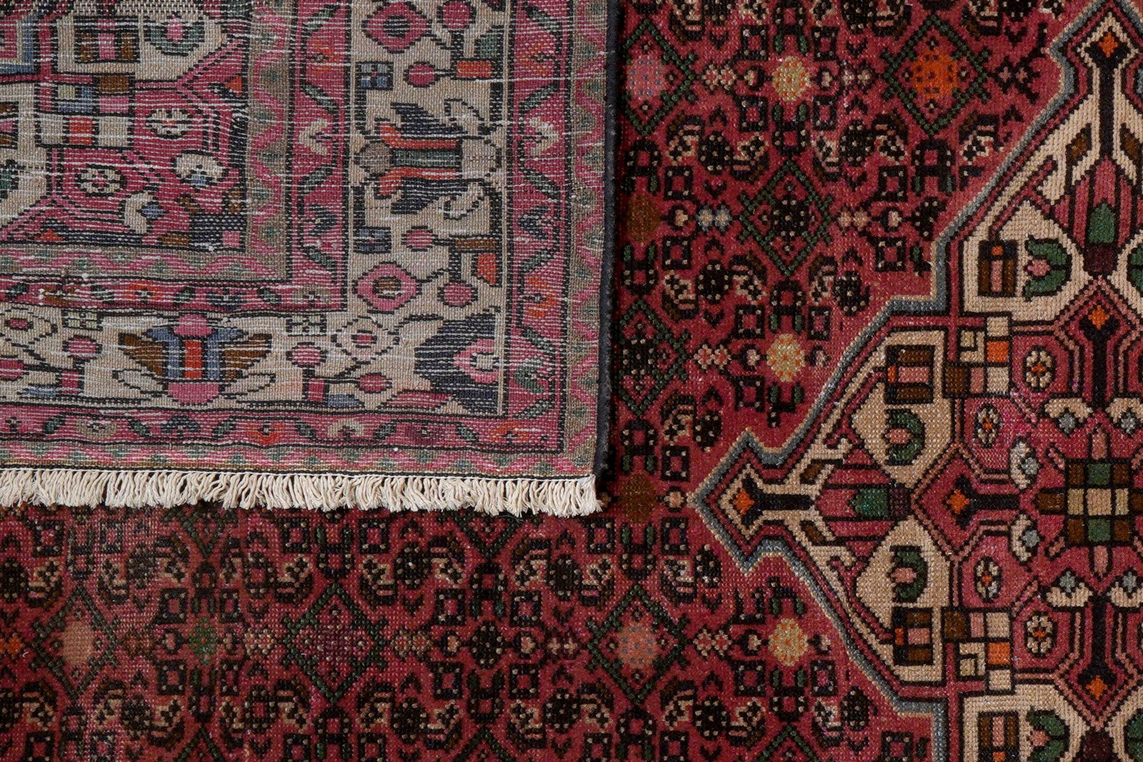 Heritage — Hand-knotted, 199x280 cm, Red, 100% Virgin Wool | View 7