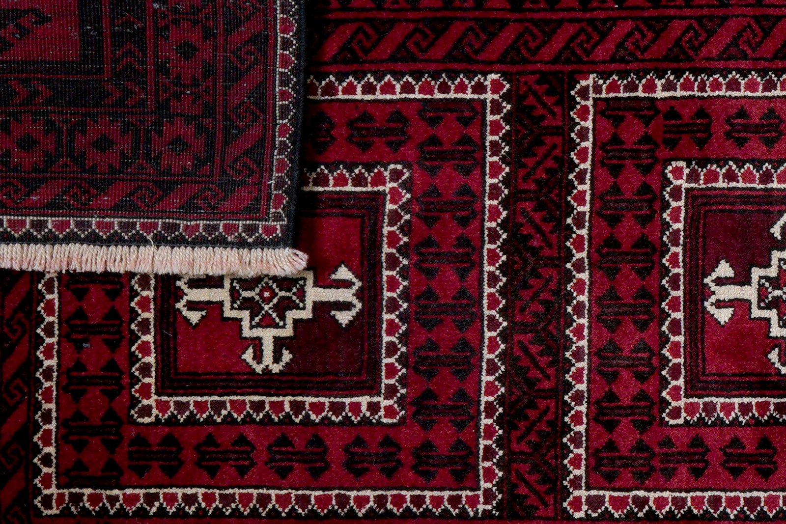 Belutch — Hand-knotted, 123x201 cm, Red, 100% Virgin Wool | View 7