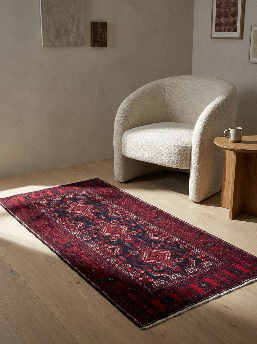 Belutch — Handgefertigt, 194x100 cm, Rot, 100% Virgin Wool | Detail view