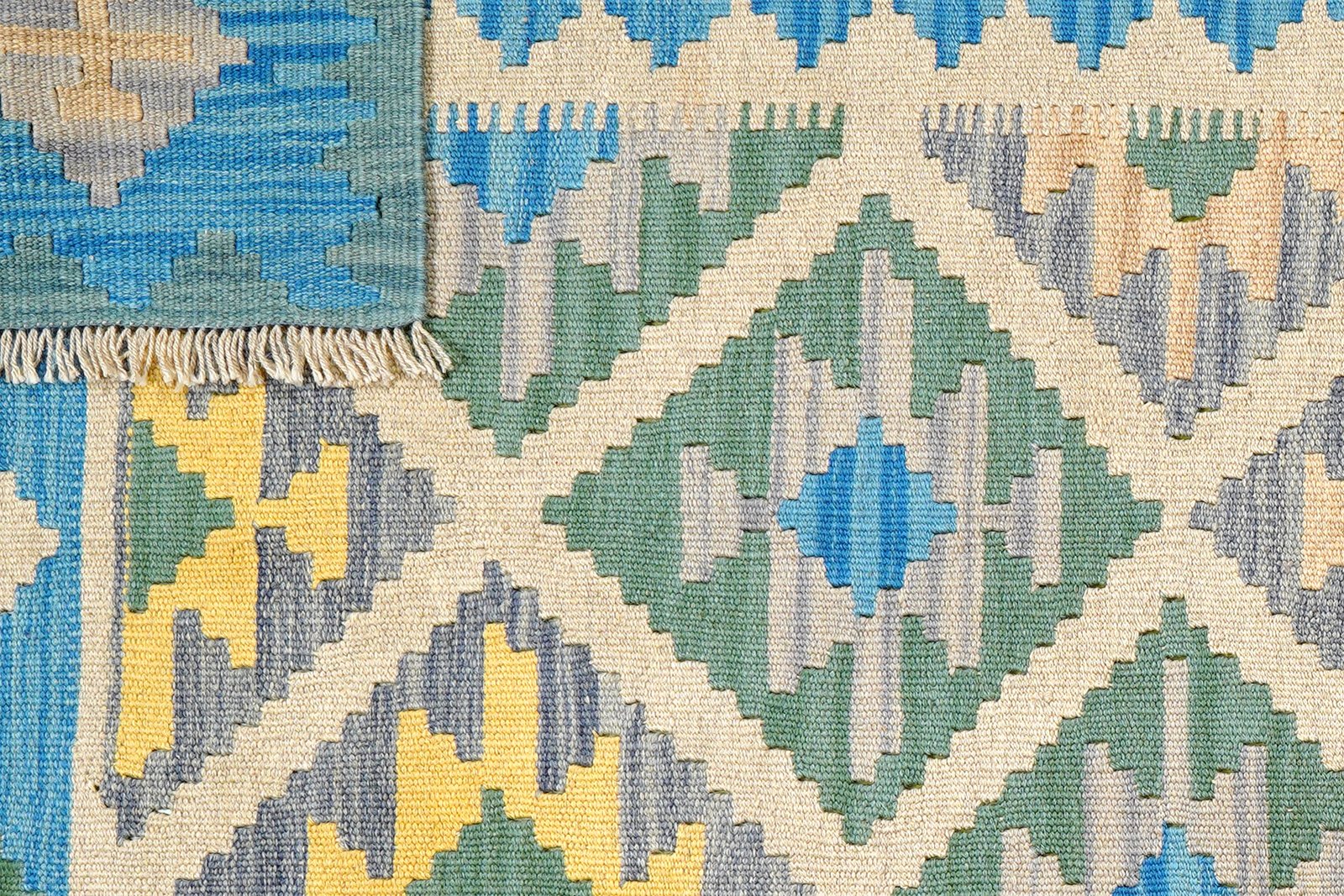 Kelim Gashgai — Handmade, 123x177 cm, Beige, 100% Virgin Wool | View 6