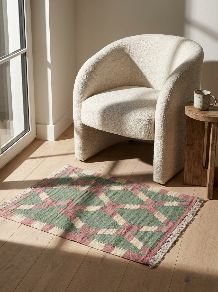 Kelim Gashgai — Handmade, 46x60 cm, Green, 100% Virgin Wool | Detail view