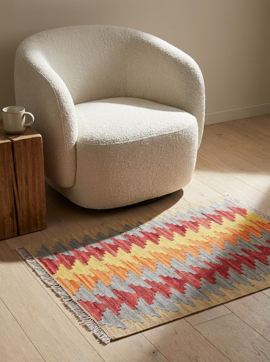 Kelim Gashgai — Handmade, 62x90 cm, Multicolor, 100% Virgin Wool | Detail view