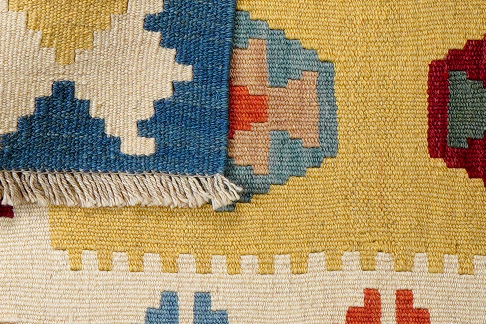Kelim Gashgai — Handmade, 62x93 cm, Beige, 100% Virgin Wool | View 6