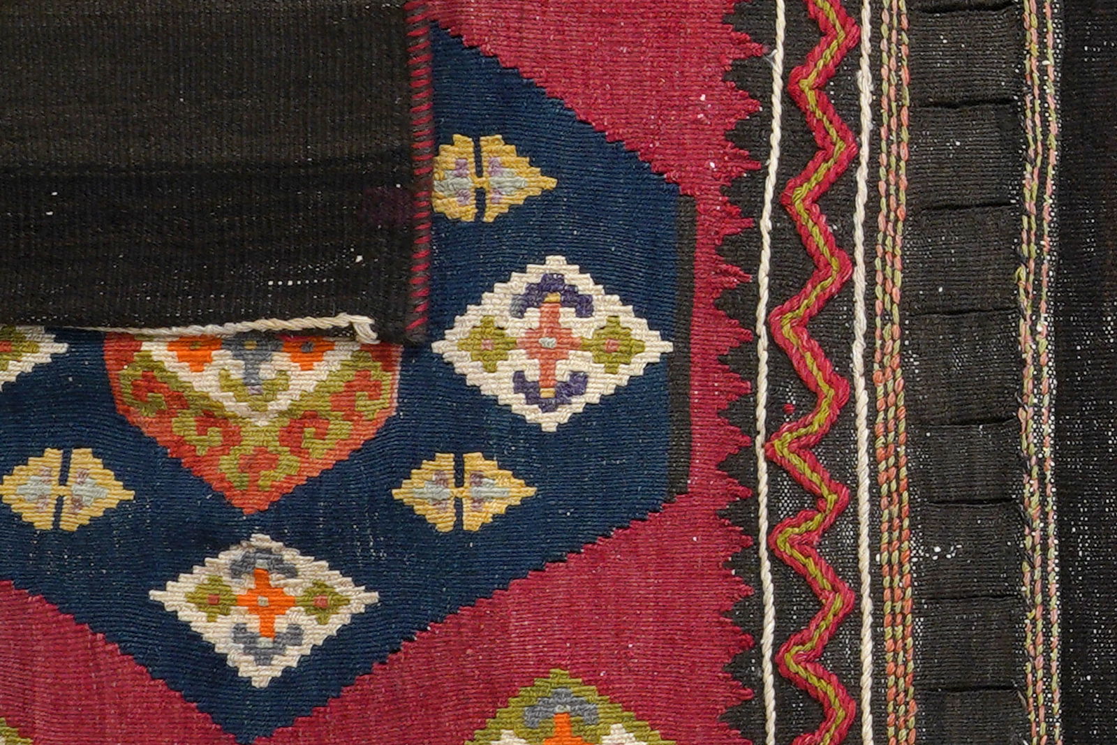Khorjin — Handgefertigt, 192x76 cm, Bunt, 100% Virgin Wool | View 6
