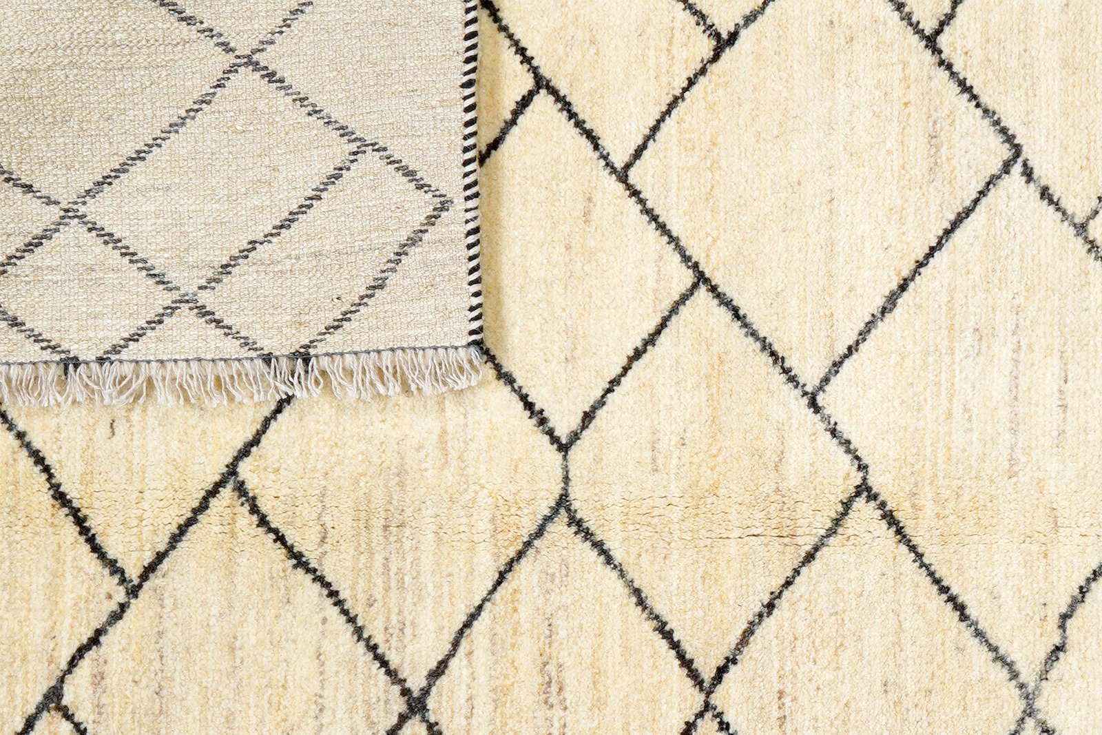 Gabbeh Basi — Hand-knotted, 171x246 cm, Beige, 100% Virgin Wool | View 7
