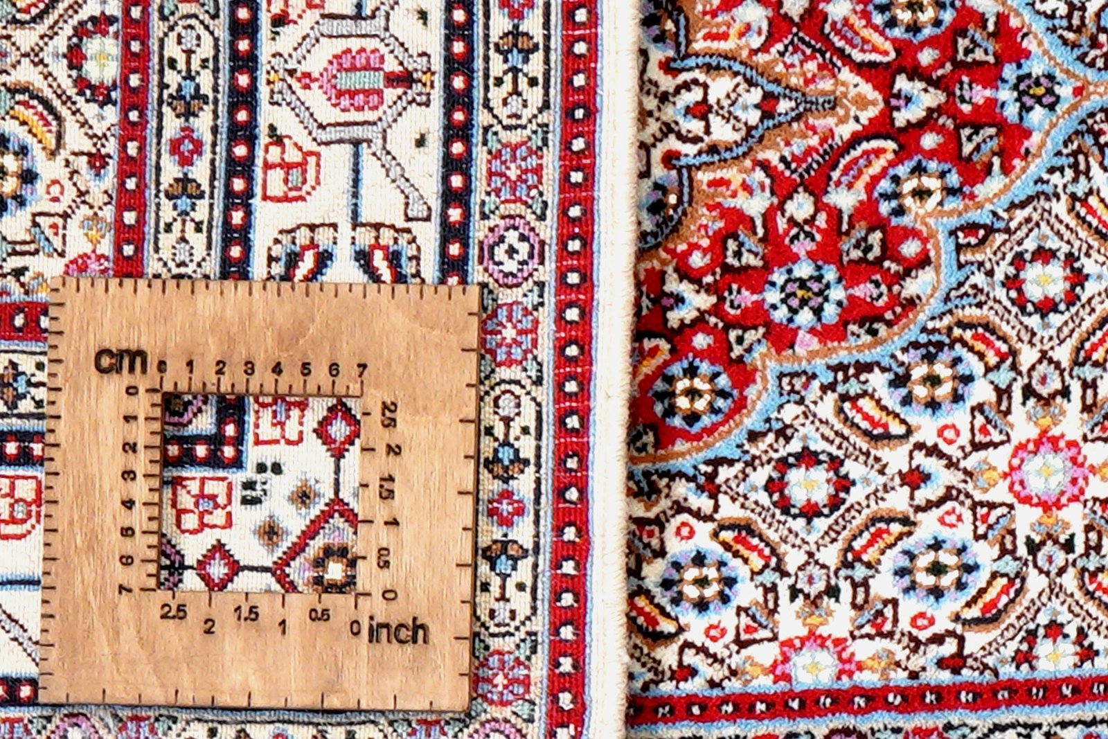 Moud Mahi — Hand-knotted, 77x123 cm, Multicolor, 100% Virgin Wool | View 8
