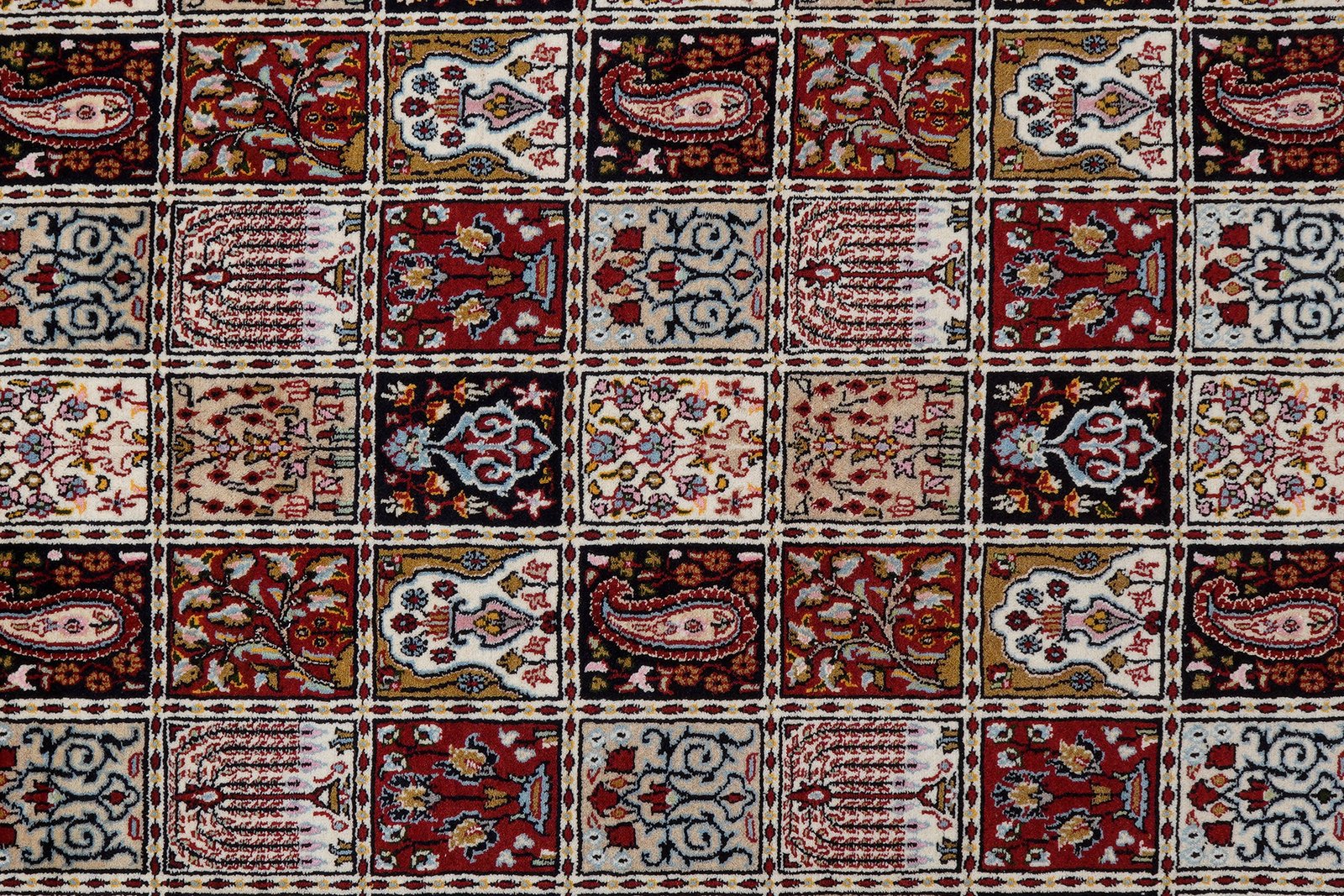 Moud Felder — Hand-knotted, 201x252 cm, Multicolor, 100% Virgin Wool | View 6