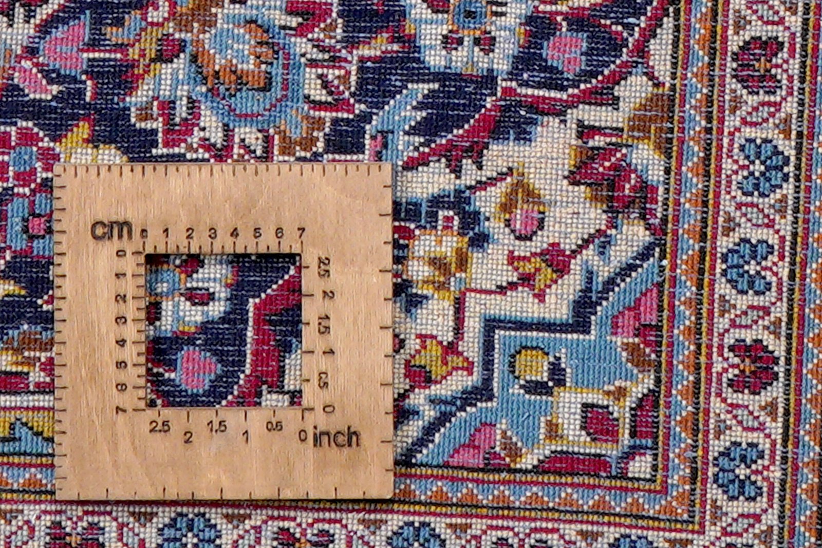Mehrewan — Hand-knotted, 109x145 cm, Beige, 100% Virgin Wool | View 8