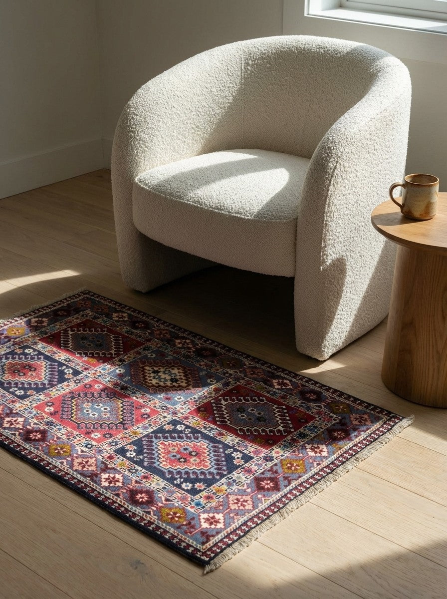 Yalameh — Hand-knotted, 82x125 cm, Multicolor, 100% Virgin Wool | Detail view