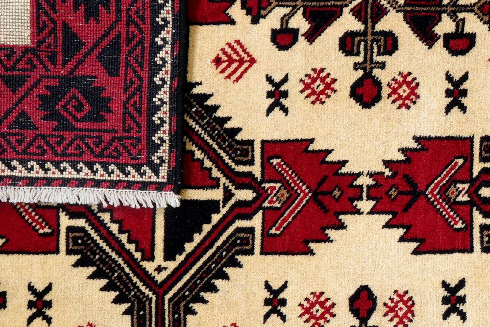 Belutch — Hand-knotted, 109x185 cm, Beige, 100% Virgin Wool | View 7