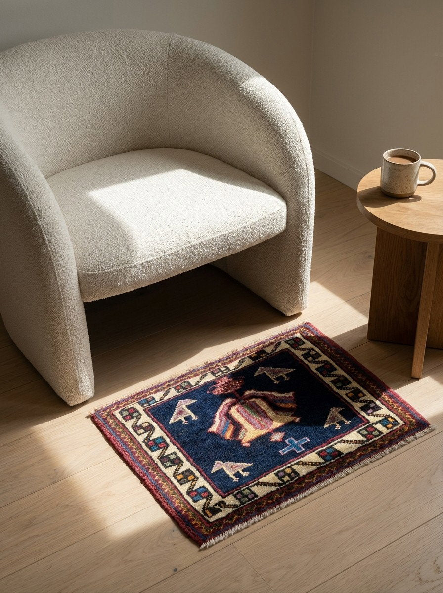 Afshar — Handgefertigt, 34x44 cm, Beige, 100% Virgin Wool | Detail view