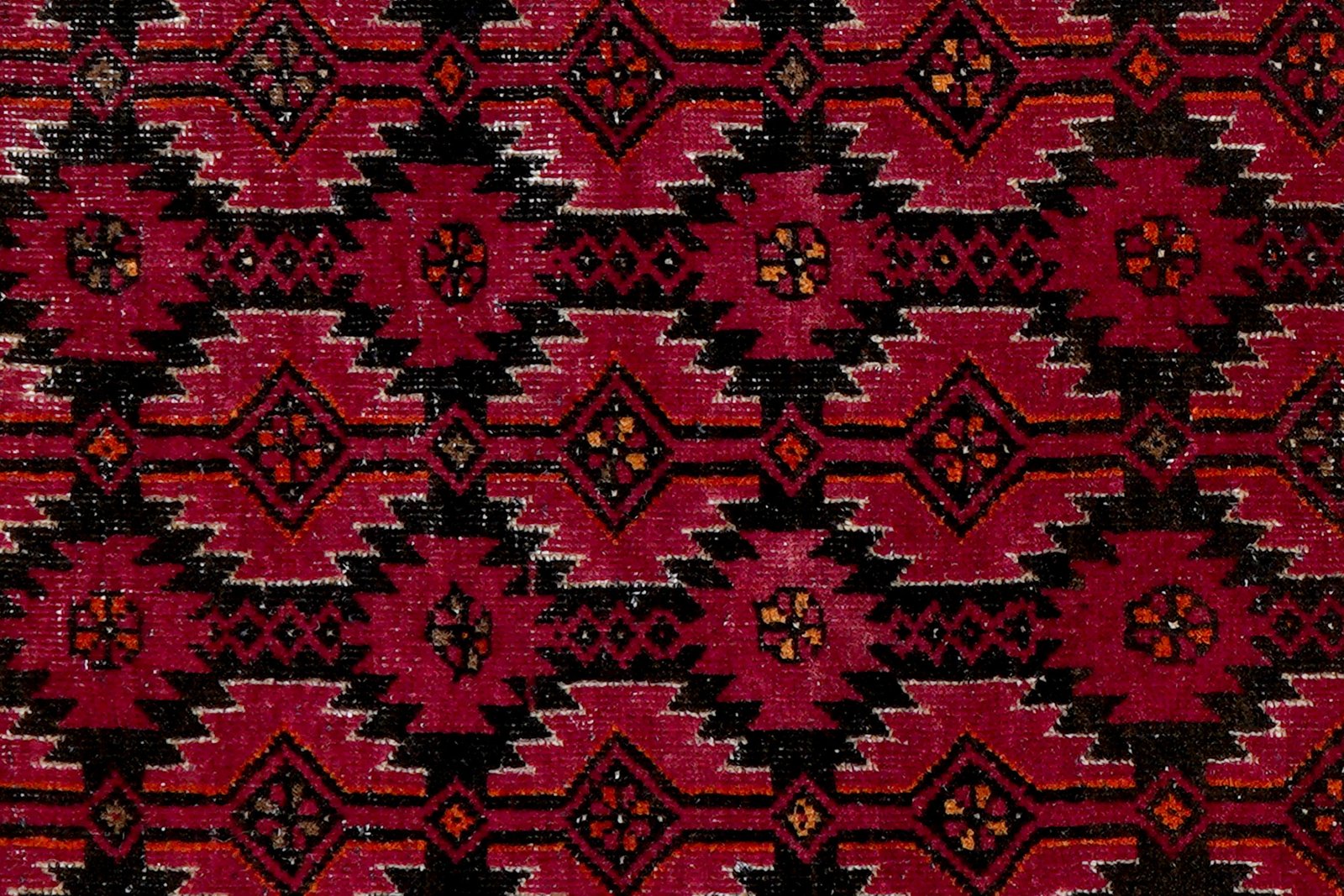 Heritage — Hand-knotted, 101x197 cm, Red, 100% Virgin Wool | View 6