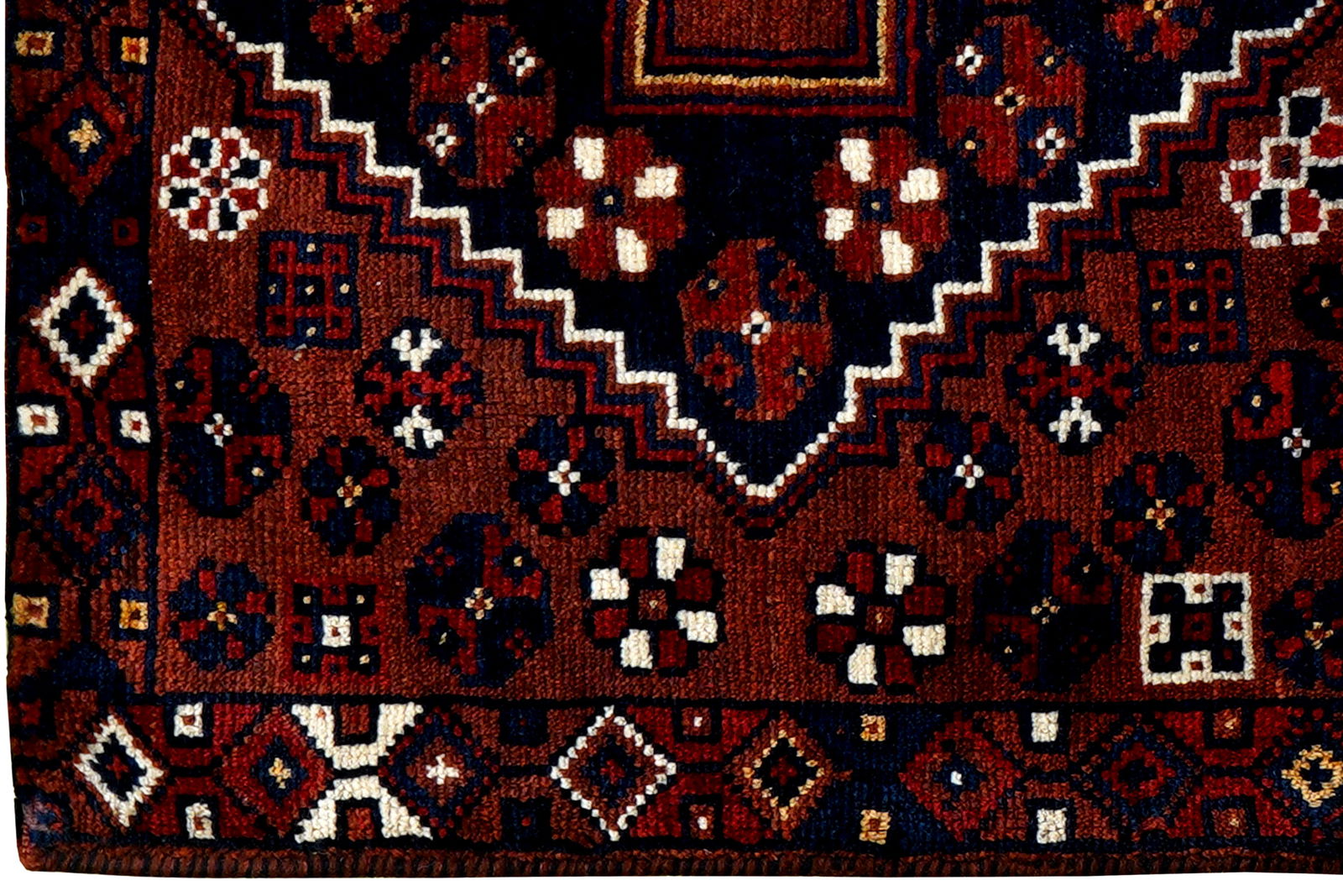 Khorjin — Handgefertigt, 123x69 cm, Bunt, 100% Virgin Wool | Back view