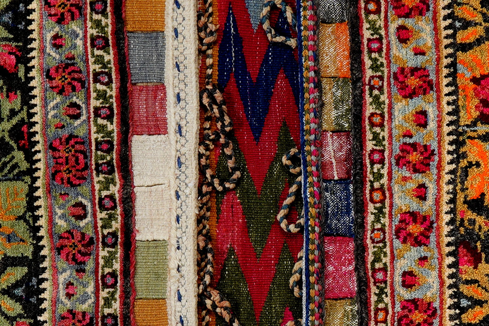 Khorjin — Handgefertigt, 114x69 cm, Blau, 100% Virgin Wool | View 6