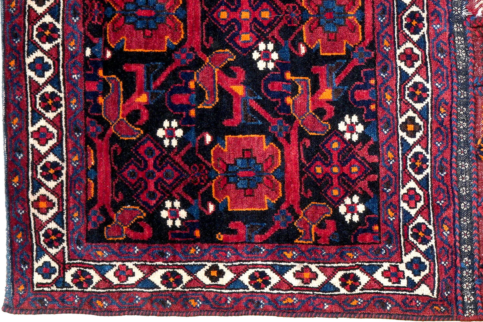 Khorjin — Handgefertigt, 141x89 cm, Beige, 100% Virgin Wool | Back view
