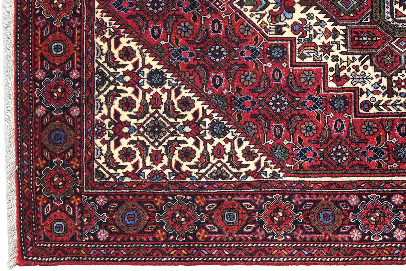 Goltuk — Hand-knotted, 99x147 cm, Red, 100% Virgin Wool | View 3