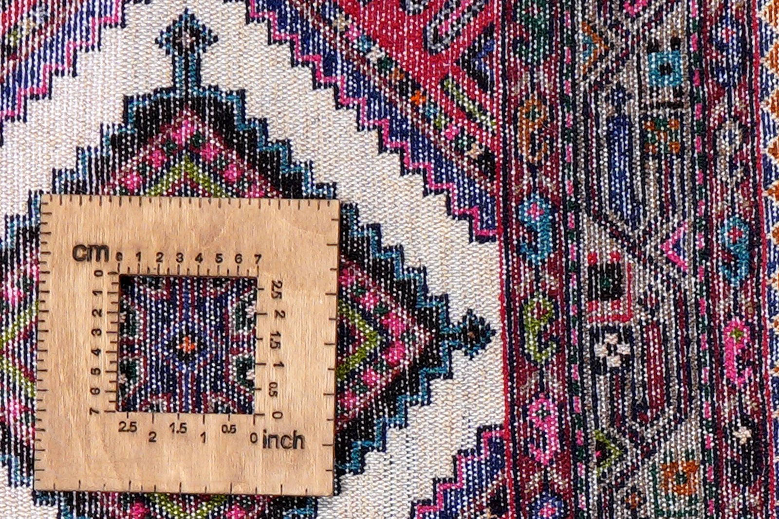 Zagheh — Hand-knotted, 79x310 cm, Beige, 100% Virgin Wool | View 8