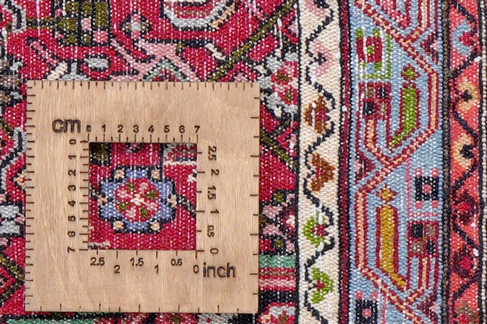 Assadabad — Hand-knotted, 83x195 cm, Red, 100% Virgin Wool | View 8