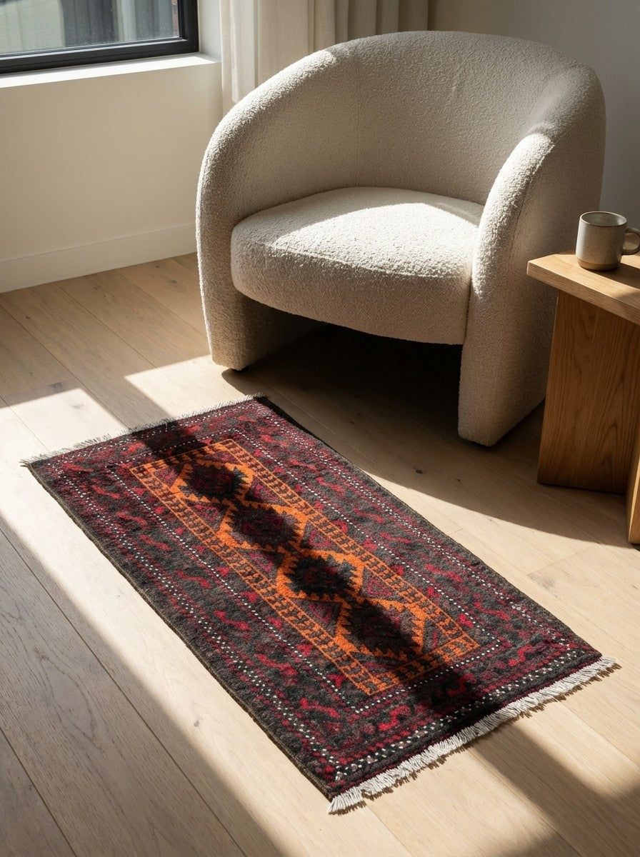 Belutch — Hand-knotted, 47x88 cm, Orange, 100% Virgin Wool | Detail view