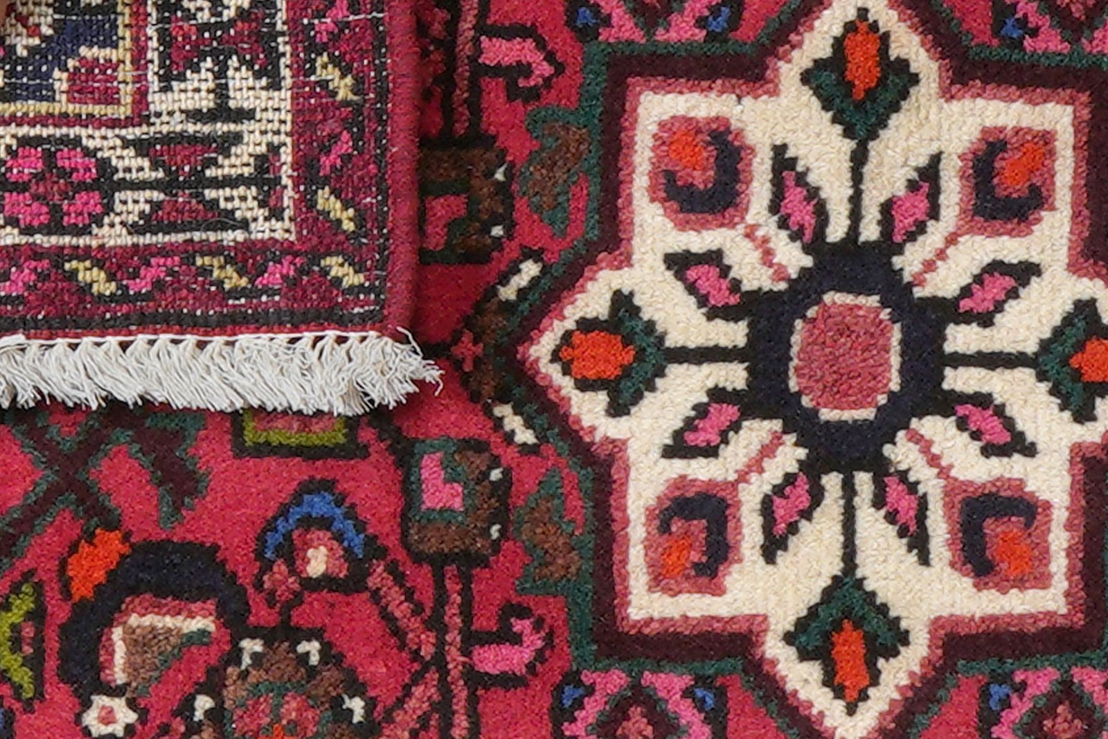 Hosseinabad — Hand-knotted, 64x90 cm, Red, 100% Virgin Wool | View 7