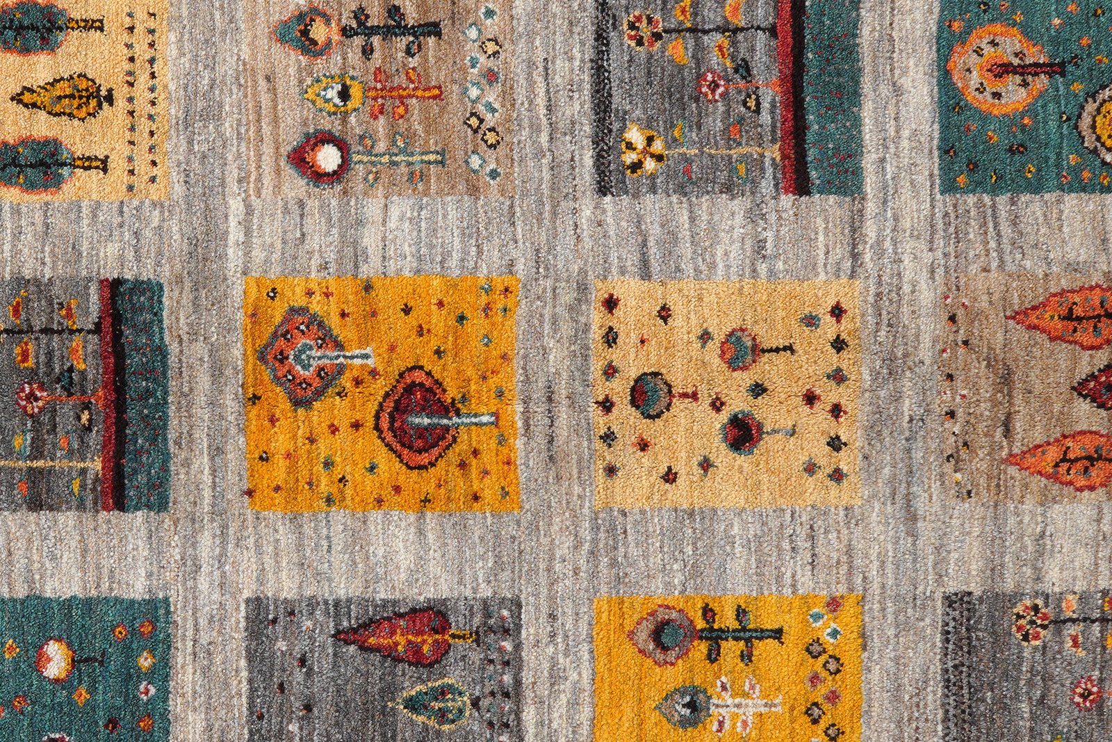 Rizbaf — Hand-knotted, 158x211 cm, Beige, 100% Virgin Wool | View 6