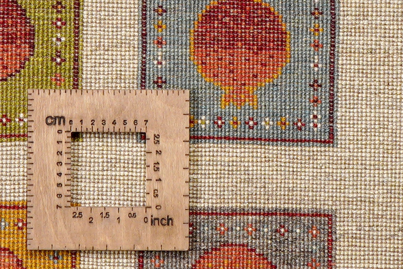 Rizbaf — Hand-knotted, 170x239 cm, Beige, 100% Virgin Wool | View 8