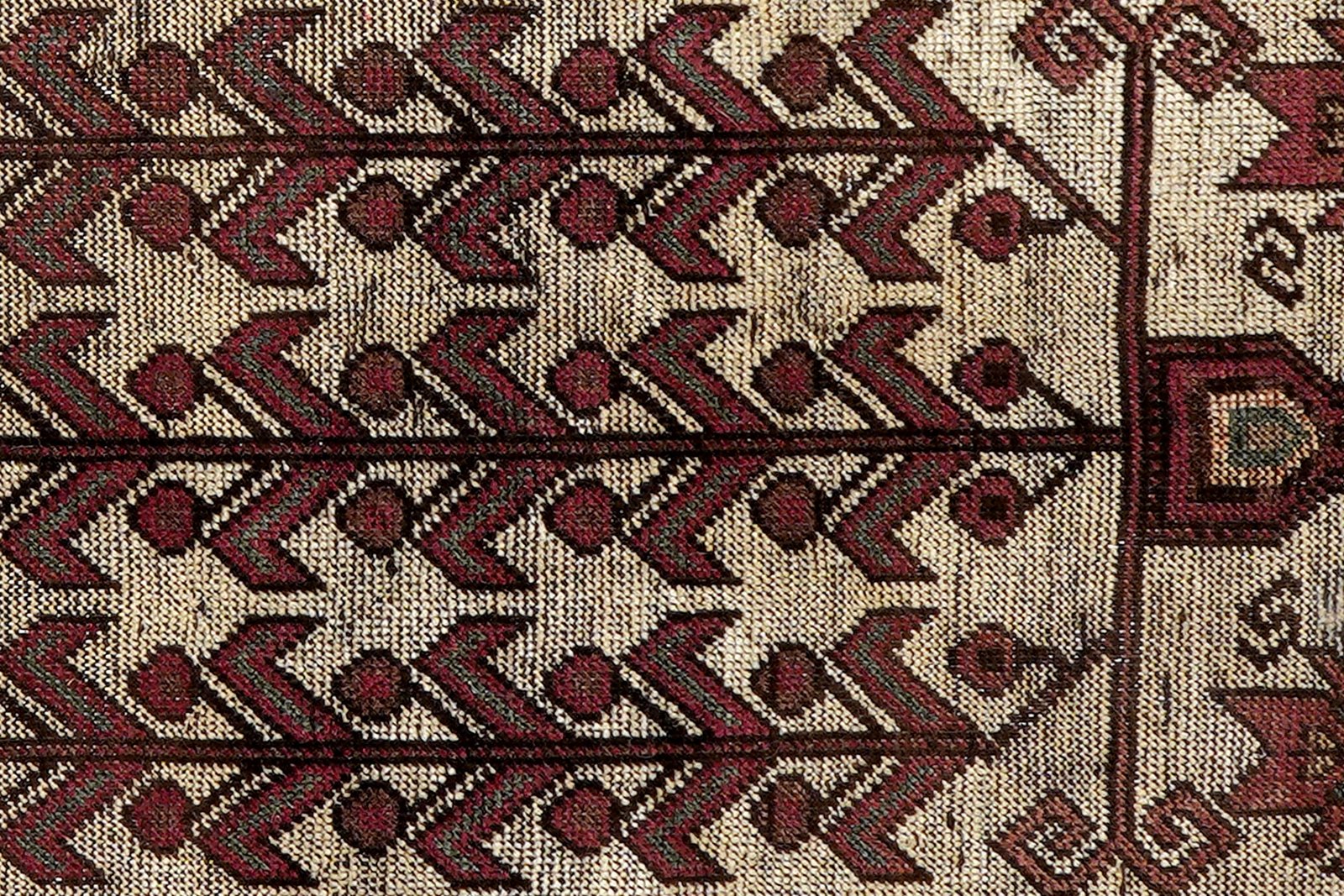 Heritage — Hand-knotted, 100x185 cm, Brown, 100% Virgin Wool | View 6