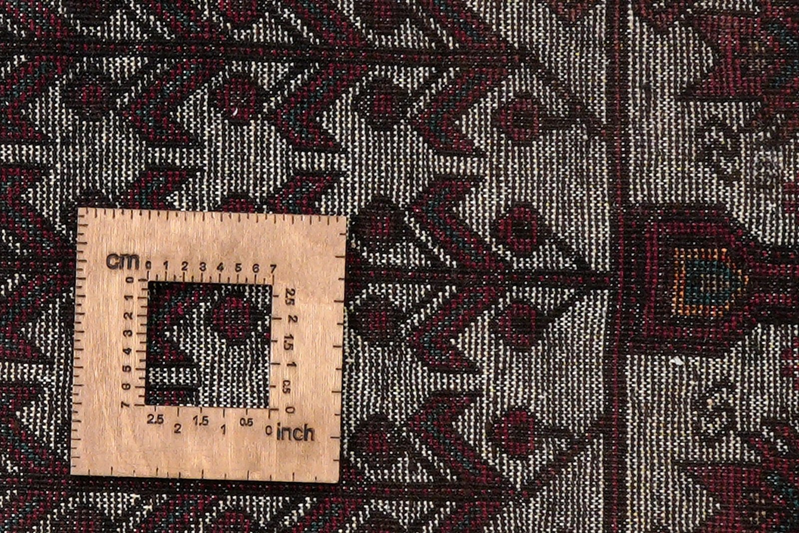 Heritage — Hand-knotted, 100x185 cm, Brown, 100% Virgin Wool | View 8