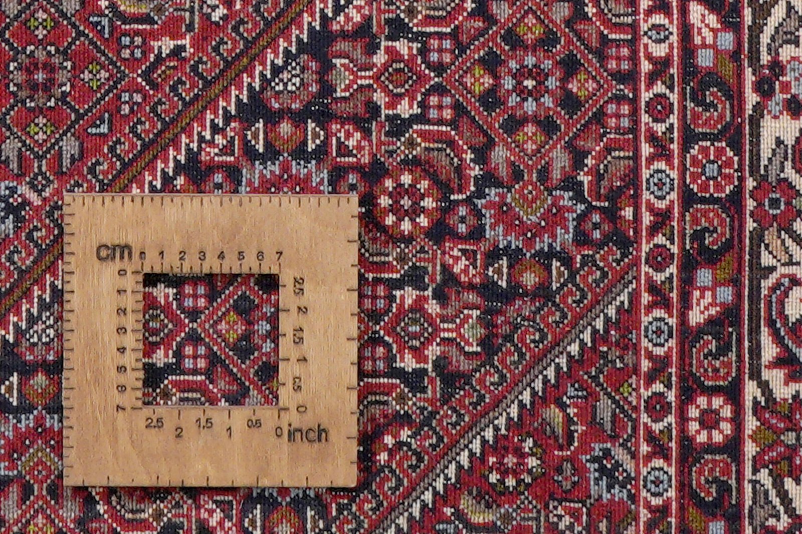 Bidjar Zandjan — Hand-knotted, 164x251 cm, Red, 100% Virgin Wool | View 8