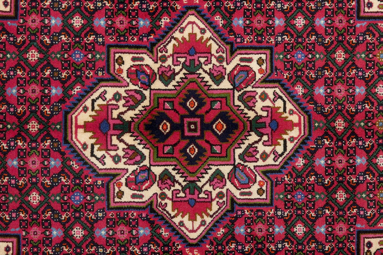 Hosseinabad — Hand-knotted, 151x191 cm, Red, 100% Virgin Wool | View 6