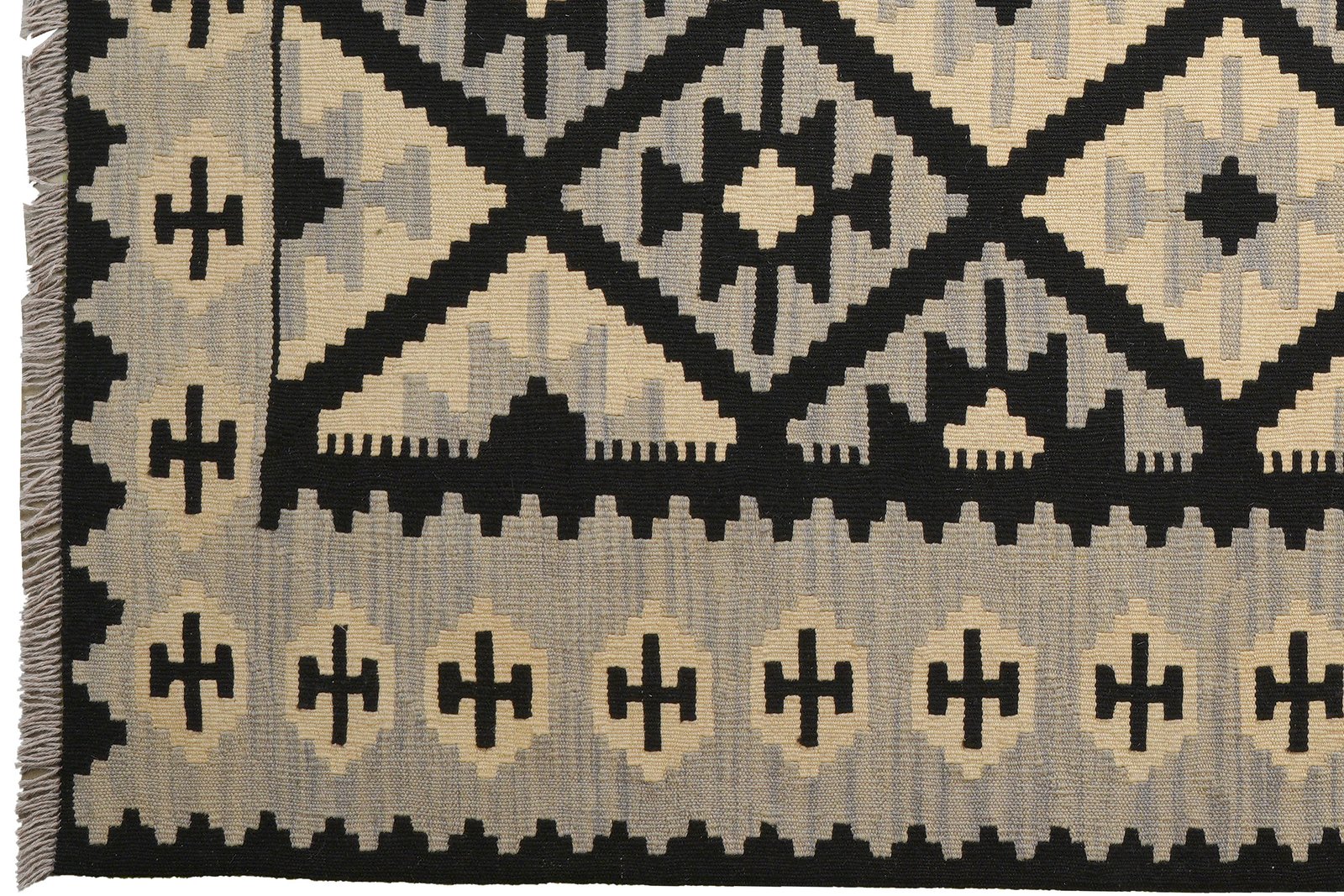 Kelim Gashgai — Handmade, 149x195 cm, Black, 100% Virgin Wool | View 3