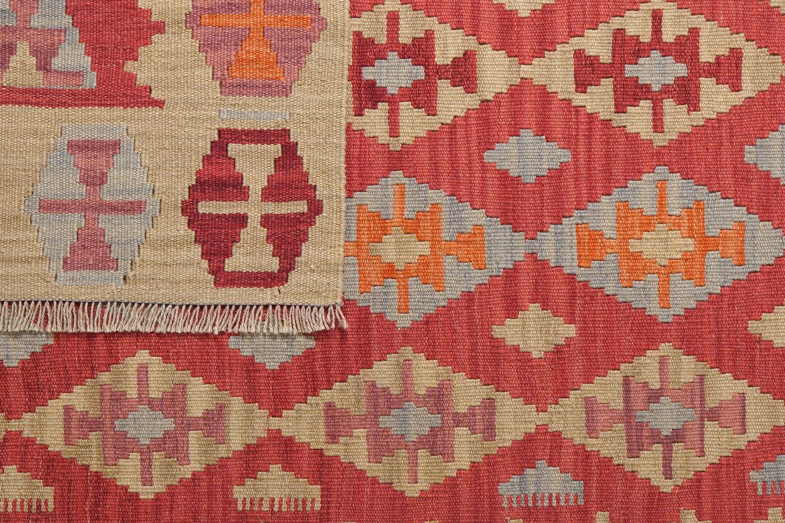 Kelim Gashgai — Handmade, 133x171 cm, Red, 100% Virgin Wool | View 6