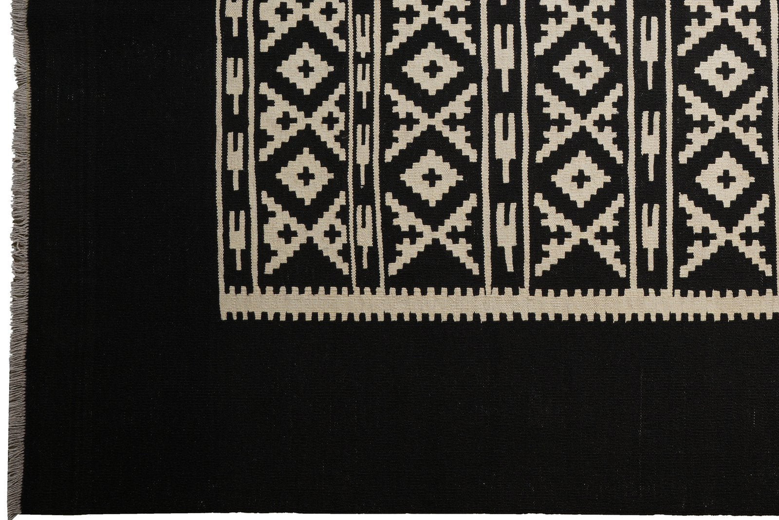 Kelim Gashgai — Handmade, 206x295 cm, Beige, 100% Virgin Wool | View 3
